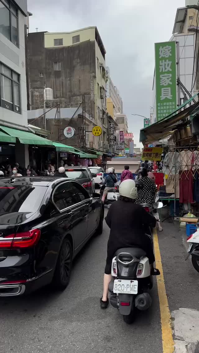 [閒聊] 西門街那邊的路邊停車